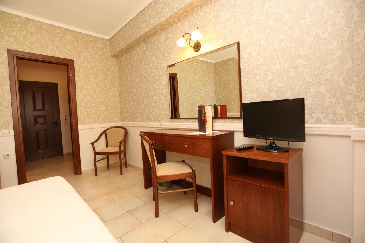 Country Inn Kallithea  Ngoại thất bức ảnh